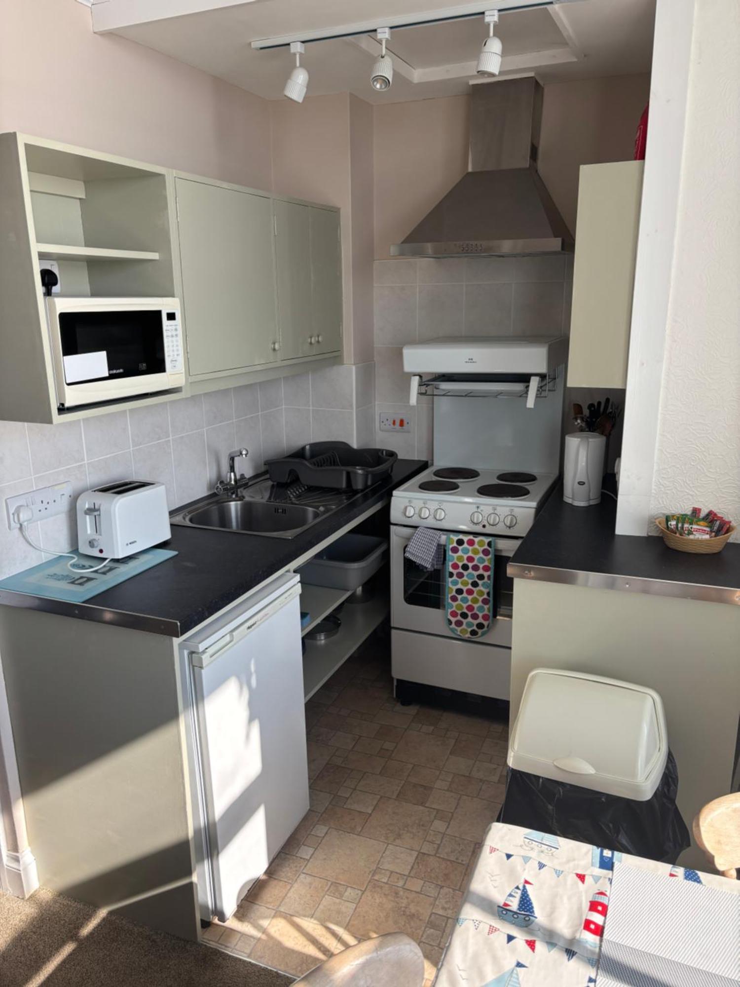 Carnock Apartment Tenby Exterior photo
